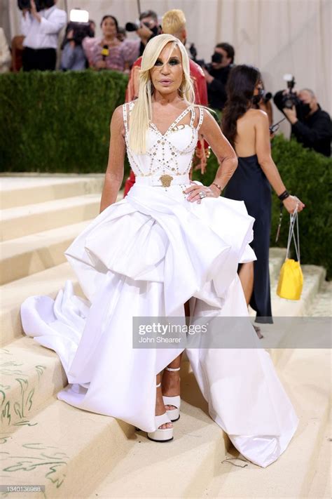 donatella versace met 2021|Donatella Versace arrives for The 2021 Met Gala Celebrating In..